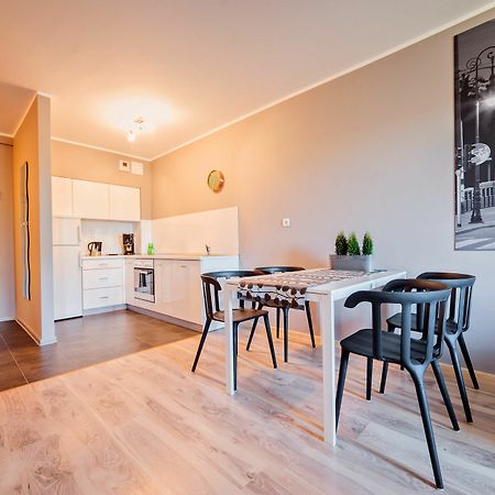 E-Apartamenty Koscielna 30 Poznan Ngoại thất bức ảnh