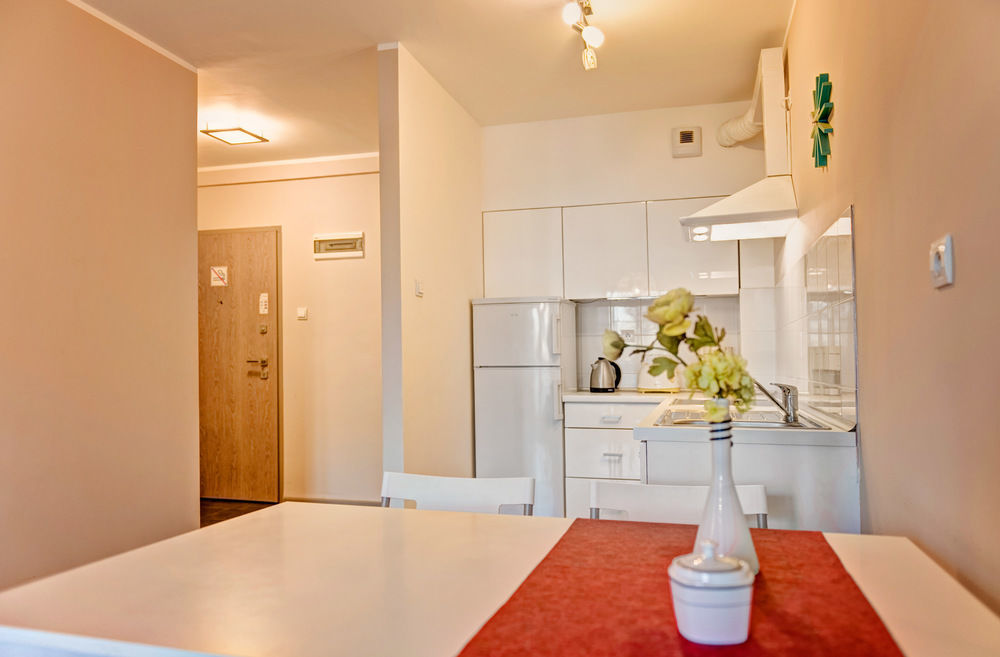 E-Apartamenty Koscielna 30 Poznan Ngoại thất bức ảnh